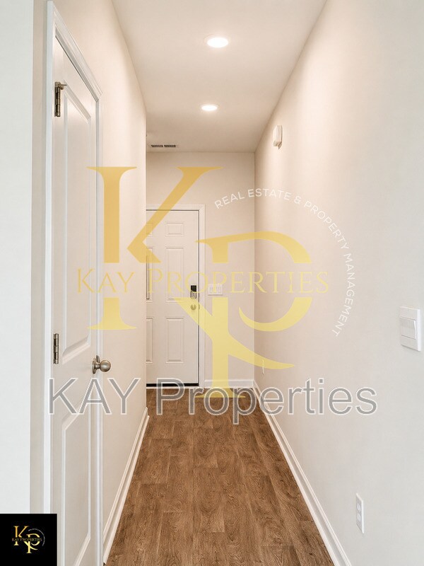 Foto del edificio - 2840 Egert Dr