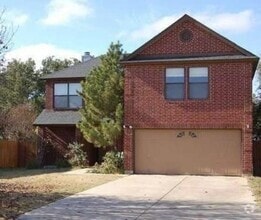 Building Photo - 1403 Bullhill Cove
