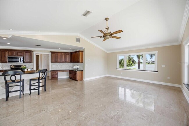 Building Photo - 1714 Claw Ct
