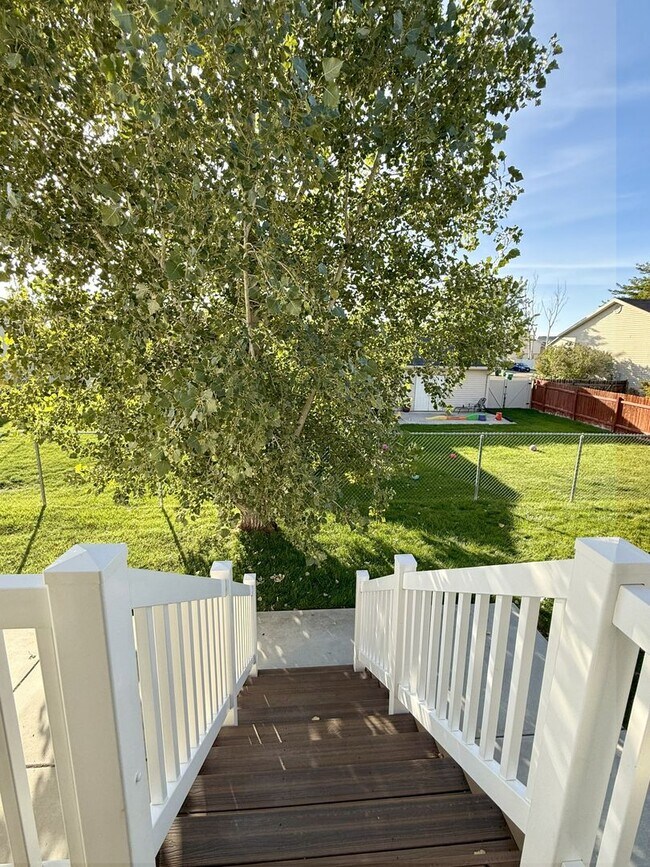 Foto del edificio - Your Perfect 5-Bedroom Retreat in Harrisvi...