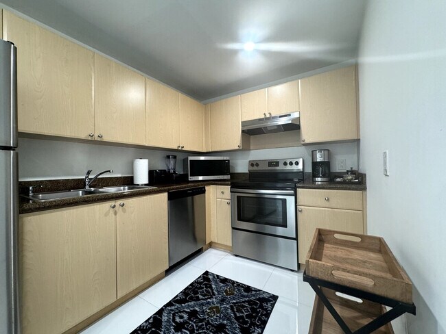 Foto del edificio - 2280 SW 32nd Ave