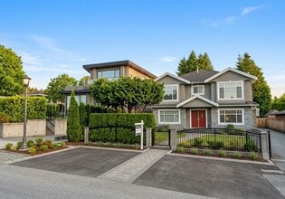 Building Photo - 3730 Phillips Av