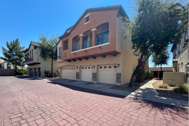 Foto del edificio - 2727 N Price Rd