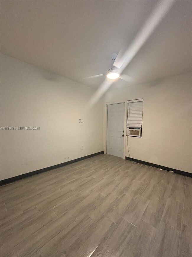 Building Photo - 708 NW 4th Ave