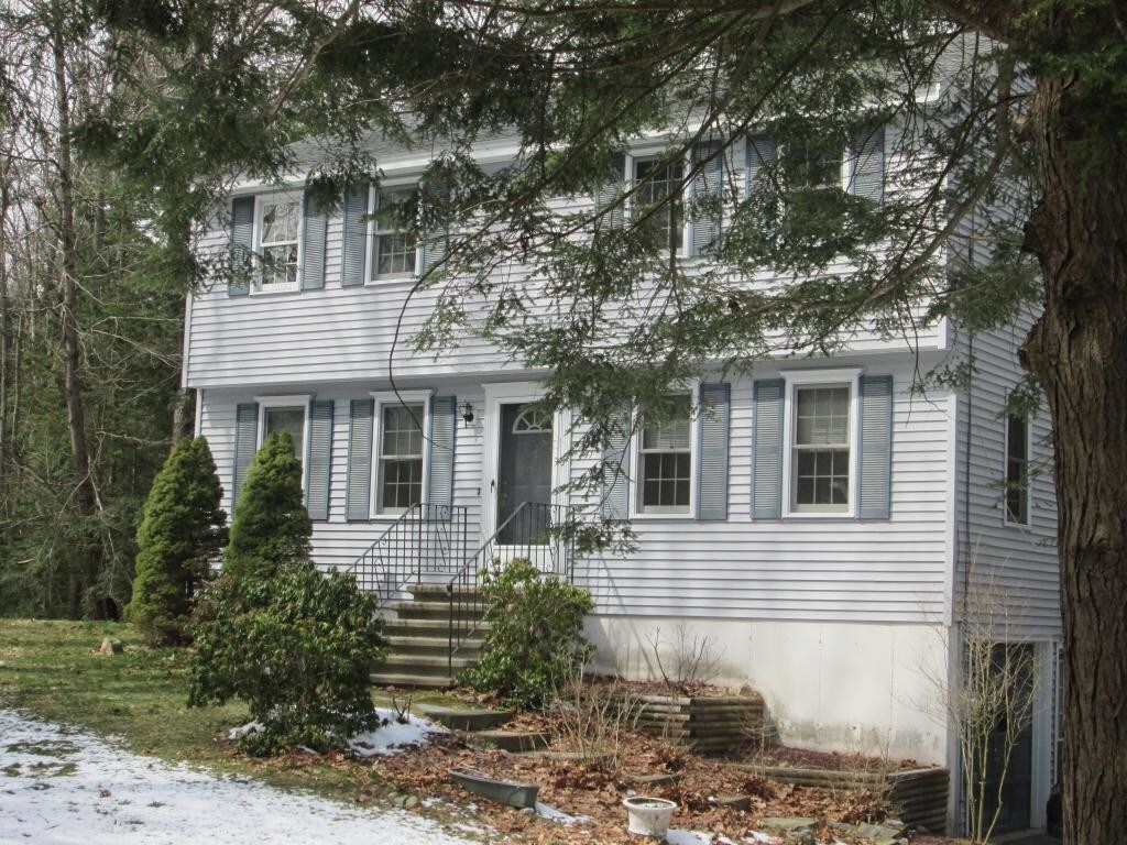 Primary Photo - 41 Kristin Dr