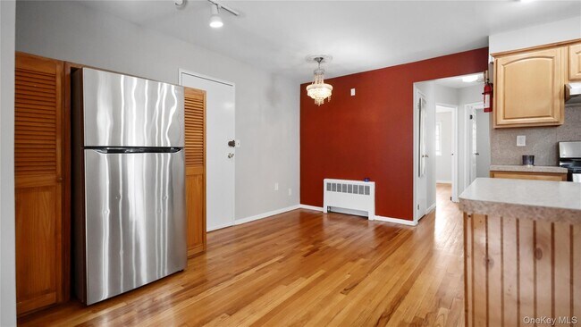 Foto del edificio - 3610 Baychester Ave