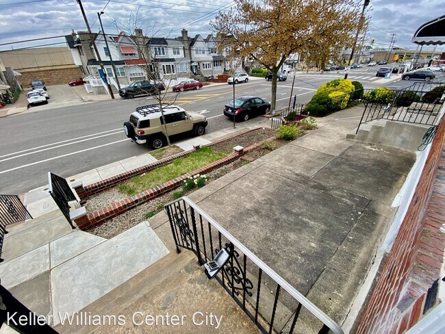 Foto del edificio - 3 br, 1.5 bath House - 1614 Packer Avenue