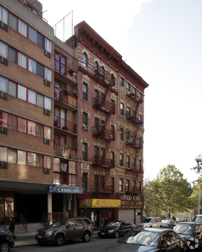 Building Photo - 54 Market St