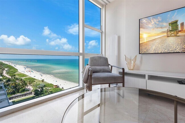 Foto del edificio - 6801 Collins Ave