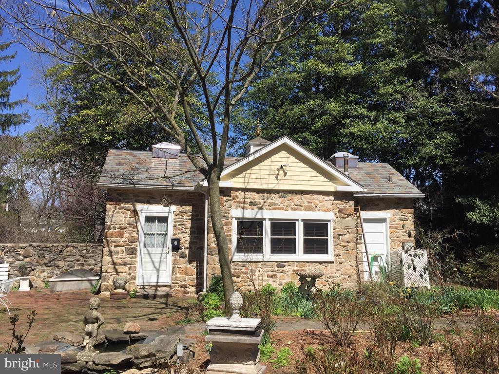 Foto principal - 529 Dunkirk Rd
