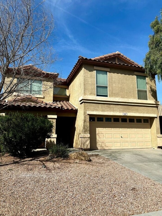 Building Photo - 4BEDROOM/2.5 BATH Lovely San Tan Home!!