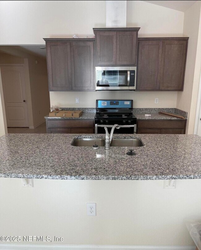 Foto del edificio - 11609 Yellow Perch Rd