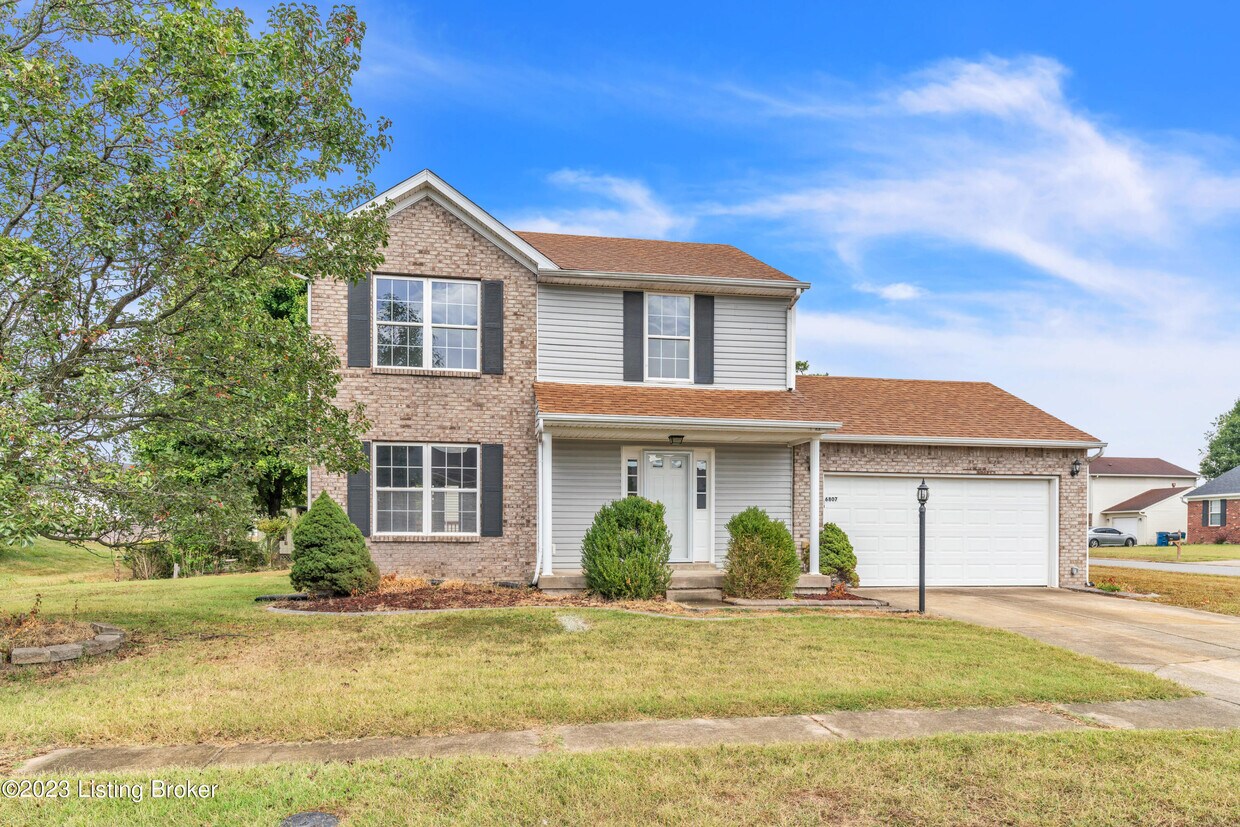 Foto principal - 6807 McKeever Ln