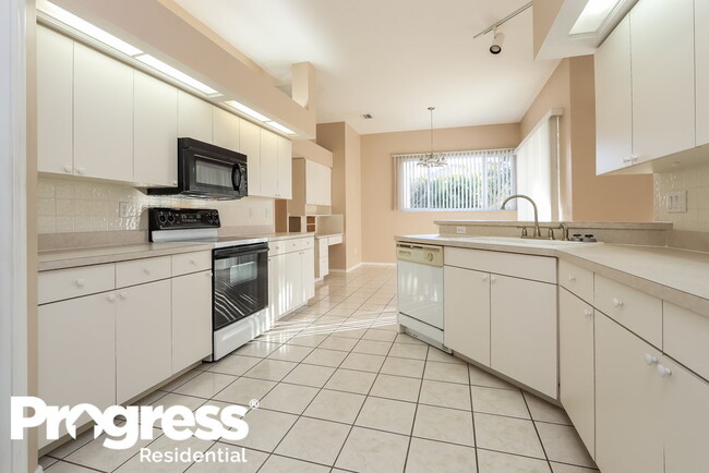 Foto del edificio - 3712 72nd Ave Cir E