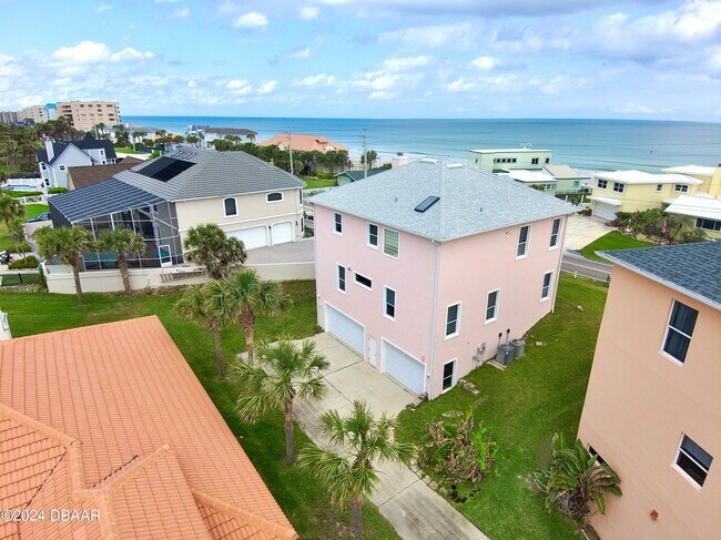 Foto del edificio - 4688 S Atlantic Ave