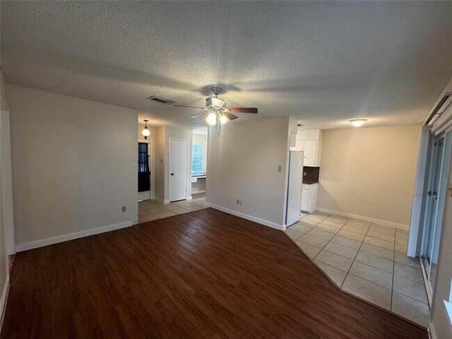 Building Photo - 1810 Teton Dr