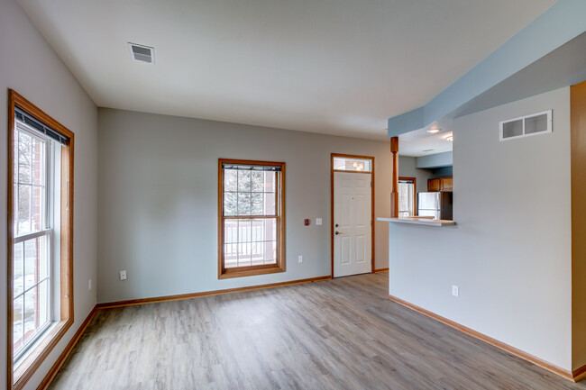 Building Photo - 6025 Cottontail Trail