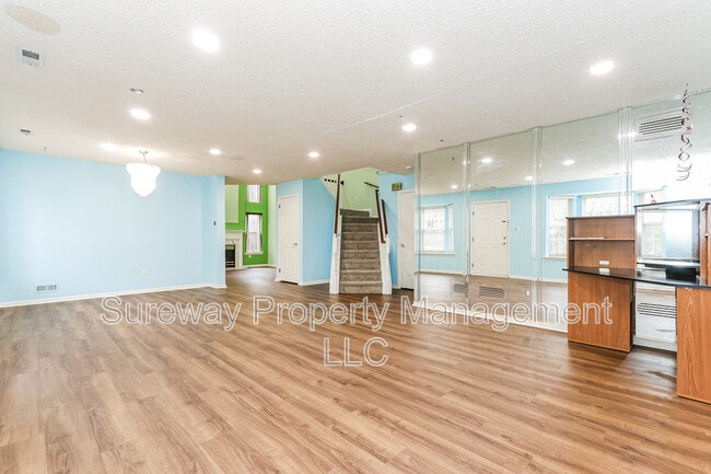 Foto del edificio - 1 Elkington Dr