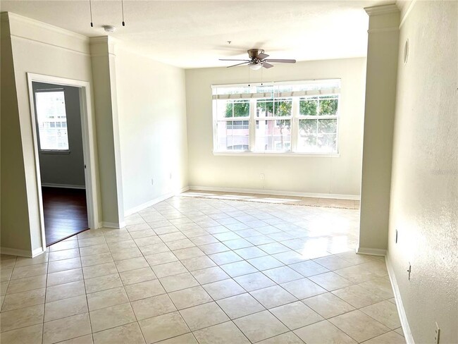 Building Photo - 3344 Corona Village Way