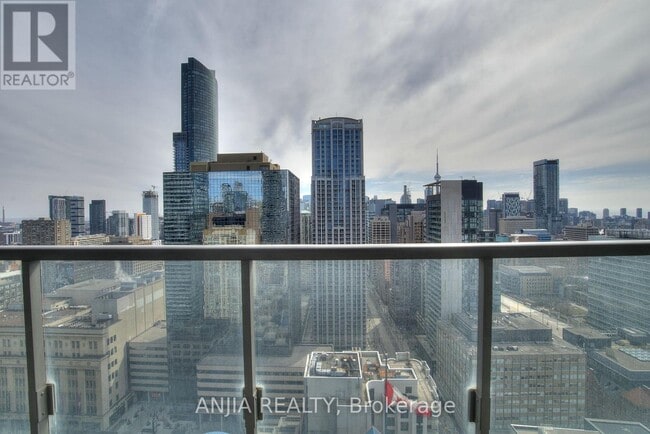 Building Photo - 38 Grenville St
