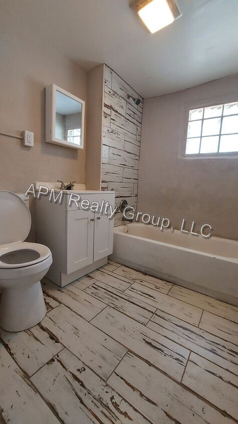 Primary Photo - Updated West Columbia Apartment