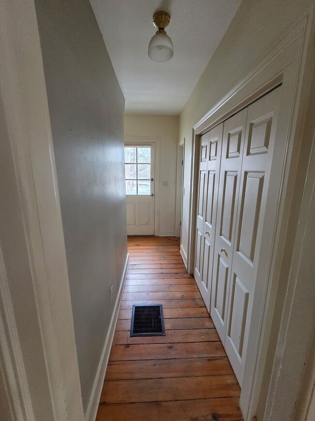 Photo - 4 Bed 2 Bath House