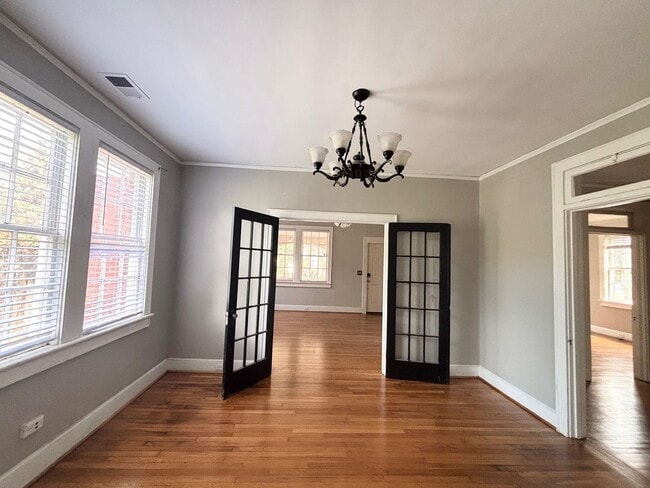 Building Photo - 405 S Edisto Ave