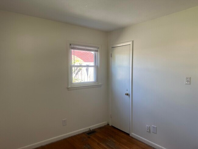Foto del edificio - 1465 Anniston Dr