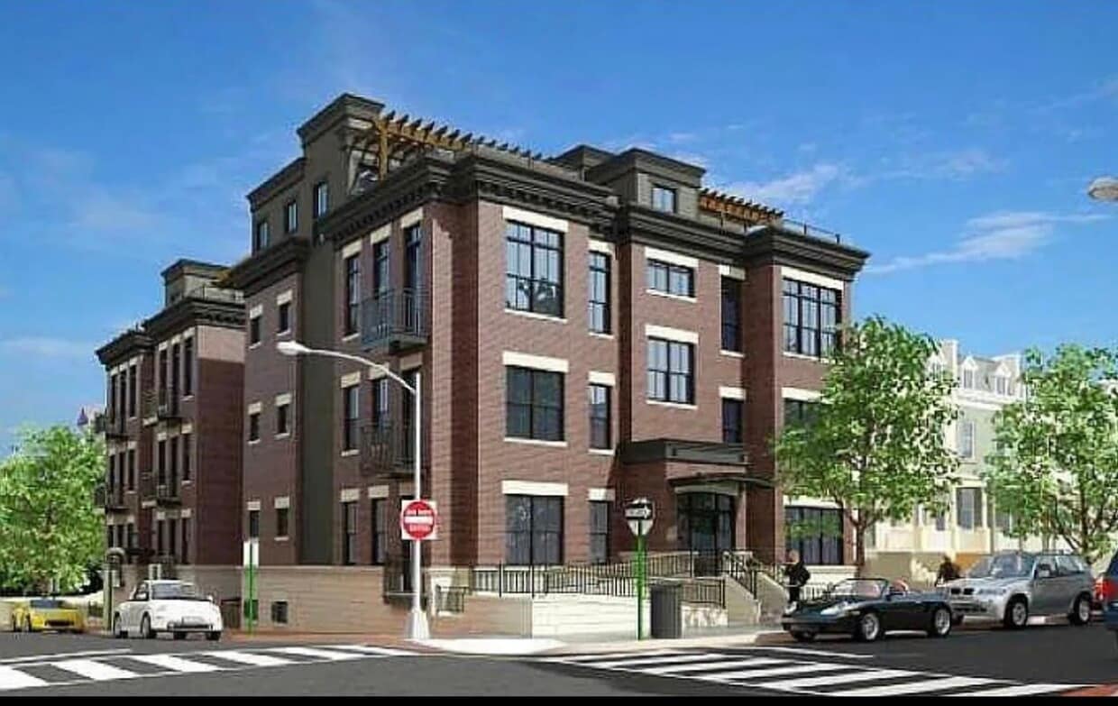 Building - 1700 Euclid St NW