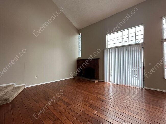 Building Photo - 3-Bedroom Home with Fireplace and Modern A...