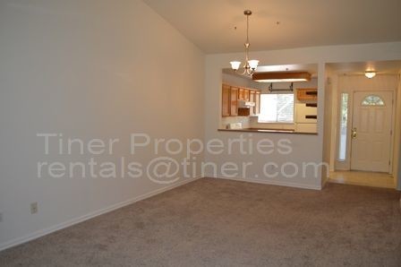 Foto del edificio - Amazing Two Bedroom Condo in Foothill Farms!!