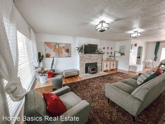 Building Photo - 4 br, 1.5 bath House - 115 E 100 N