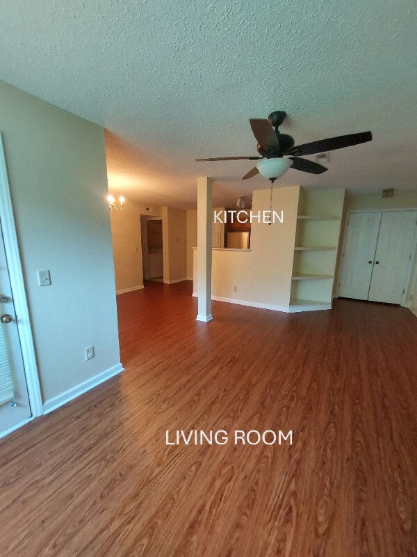 Foto del edificio - 3634 Morris Farm Dr