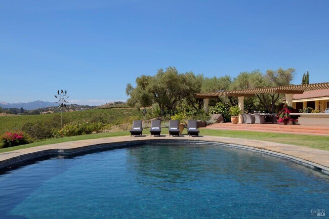 Foto del edificio - 2275 Old Soda Springs Rd