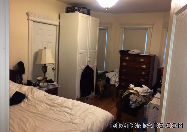 Foto del edificio - 229 Harvard St