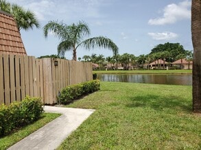 Building Photo - 573 Green Springs Pl