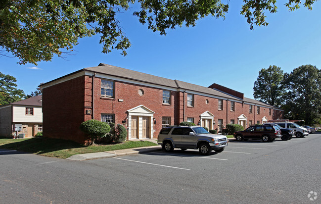 Building Photo - Granville Townhouse Apartments