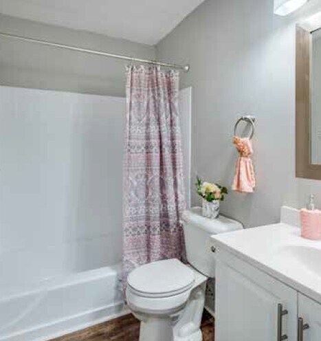 Foto del edificio - 901 N Main St