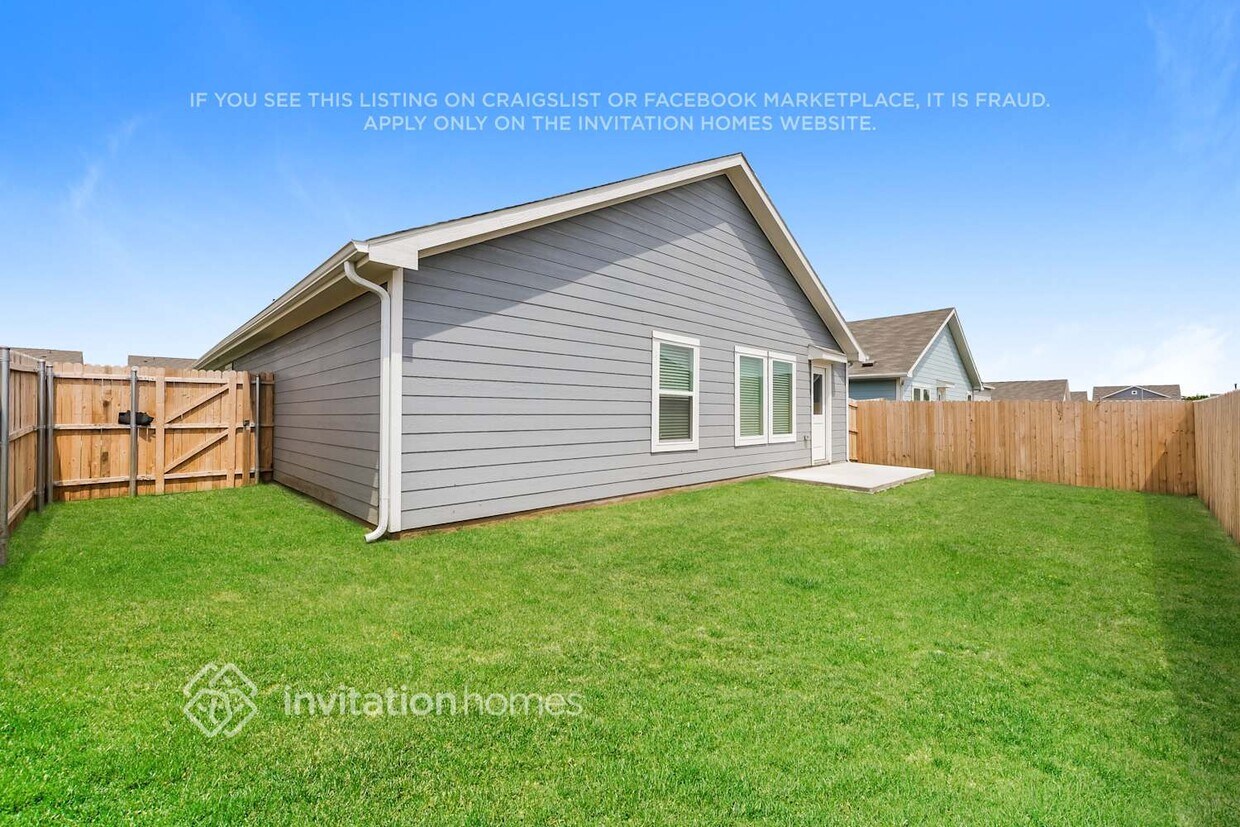 Foto del edificio - 4025 Pleasant Shade Pl