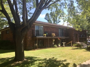 Building Photo - 4569 Governor's Dr