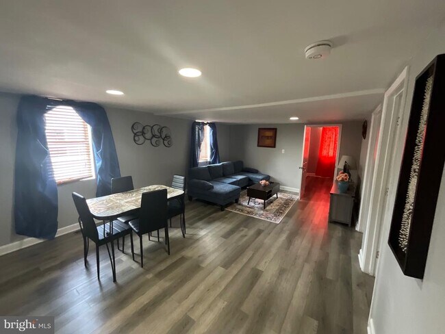 Foto del edificio - 4009 Elderon Ave