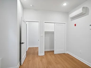 Building Photo - 4147 W Girard Ave