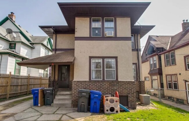 Building Photo - 363 Case Ave