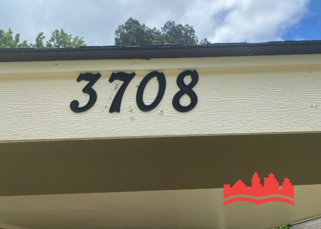 Foto del edificio - 3708 Saint Elmo Ave