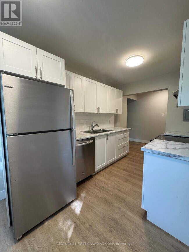 Building Photo - 75 High St