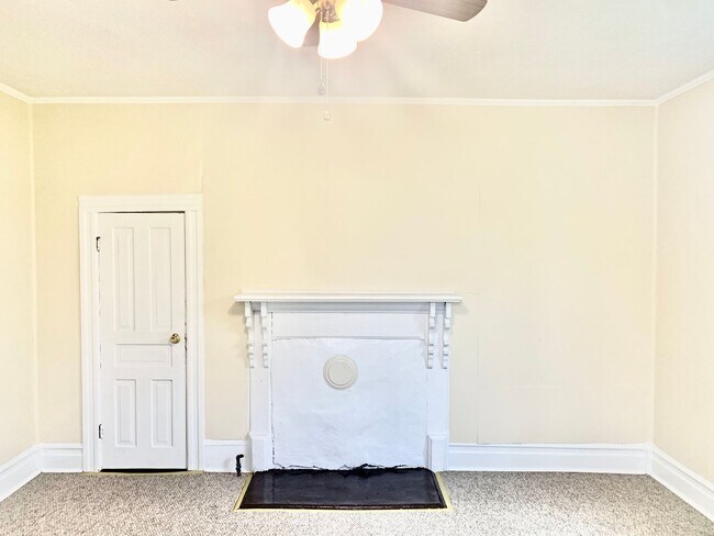 Foto del edificio - 1069 Flint Hill St