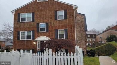 Building Photo - 9832 Hagel Cir