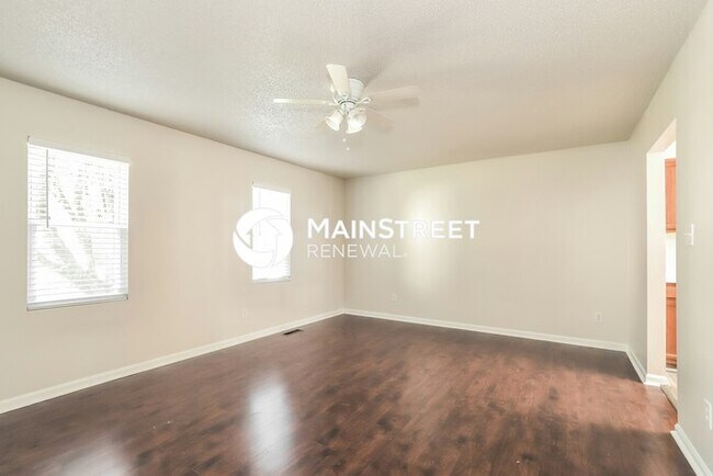 Foto del edificio - 3 Bedroom Pet-Friendly Home in Winston-Sal...