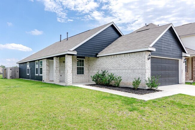Foto del edificio - 4922 Blue Jacaranda Wy