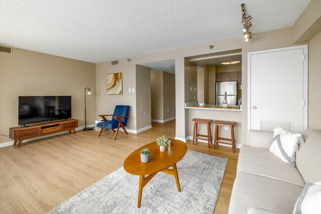 1 dormitorio, 1 baño - 850 pies cuadrados - Sala de estar - Parkstone